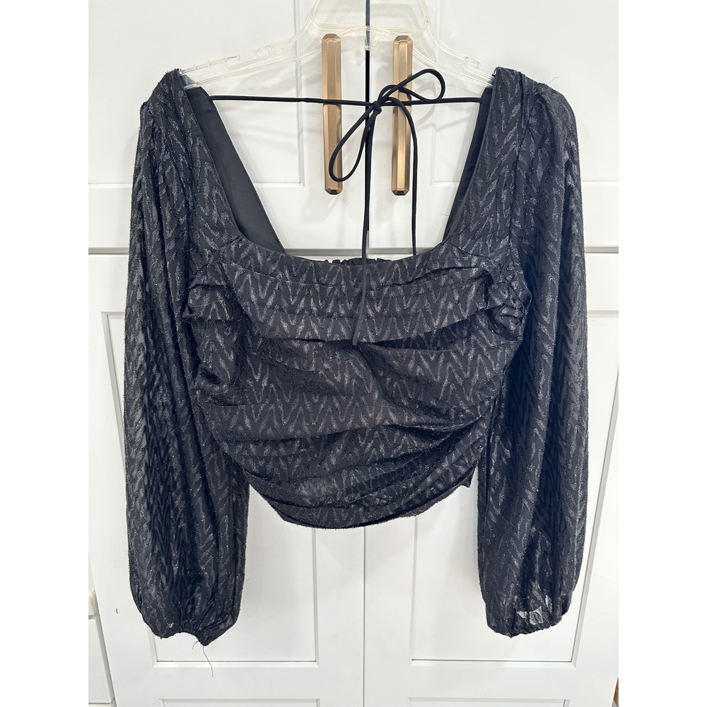 Vestique Womens Black Silver Shimmer Chevron‎ Ruched Smocked Crop Blouse Top M